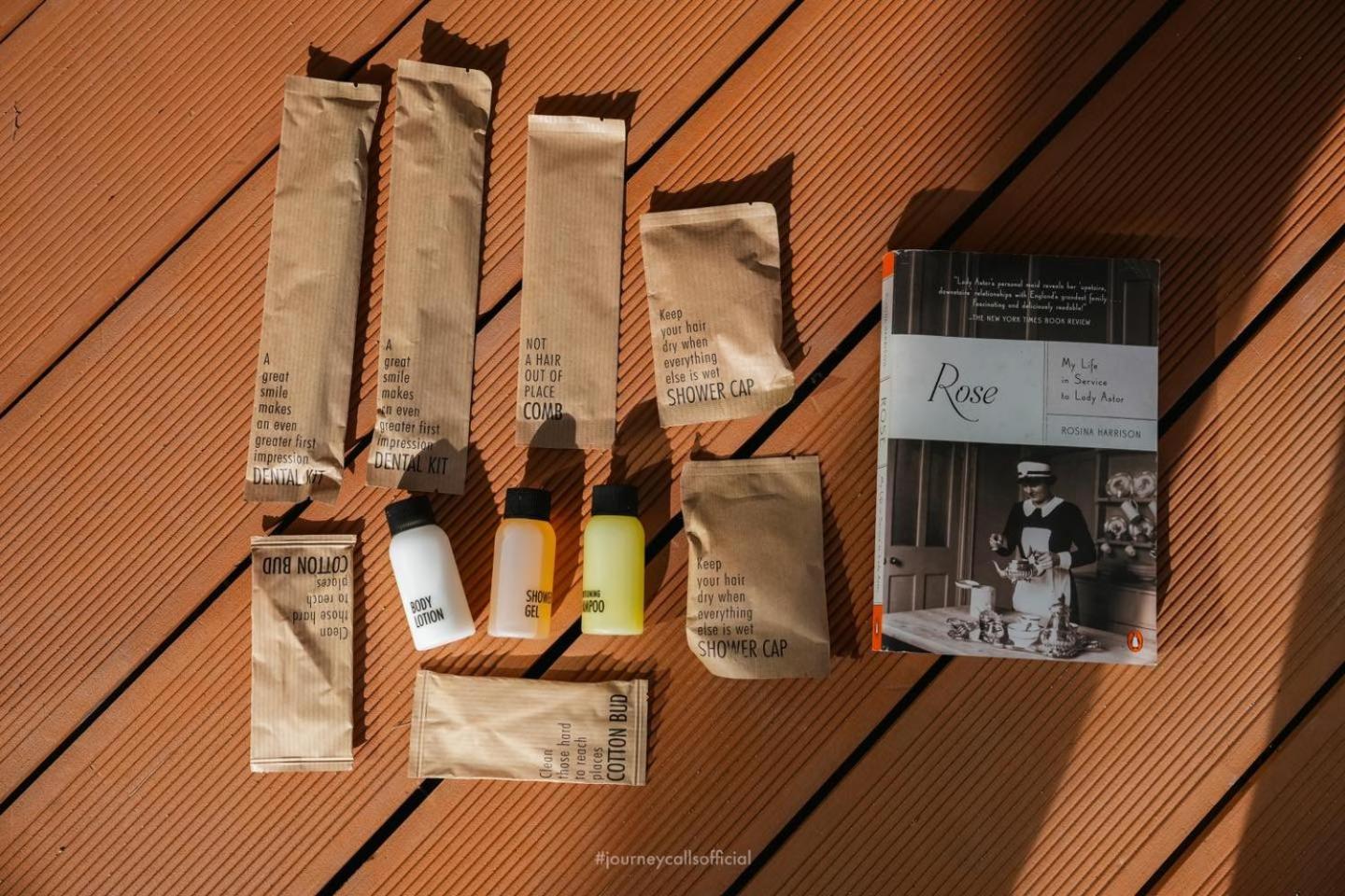 منتجع آند فيلاز لو Rawai المظهر الخارجي الصورة A selection of amenities from the Ritz-Carlton Hotel Collection